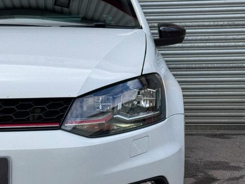 Volkswagen Polo 1.8 Tsi Bluemotion White #5