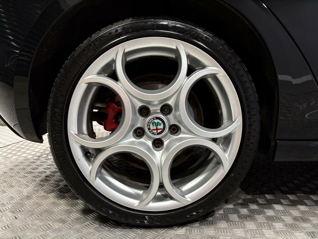 Alfa Romeo Giulietta 1.6 Jtdm White #43