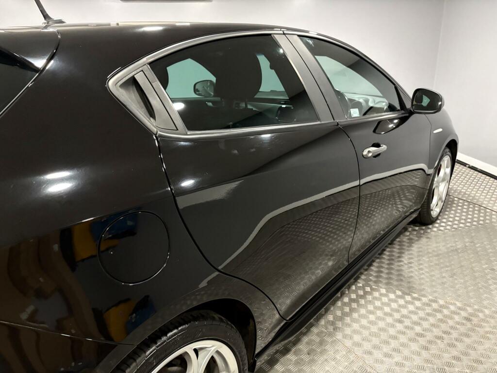 Alfa Romeo Giulietta 1.6 Jtdm White #41