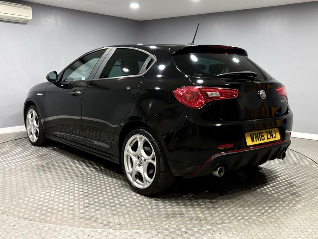 Alfa Romeo Giulietta 1.6 Jtdm White #5