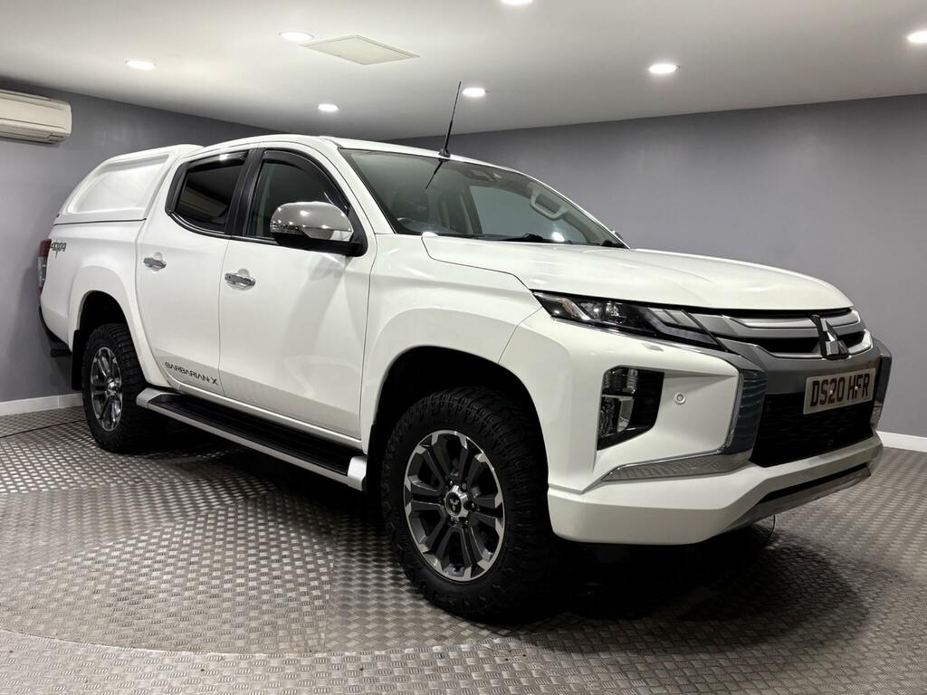 Mitsubishi L200 2.2 Di-d Dc Barbarian X 4Wd Euro 6 Ss White