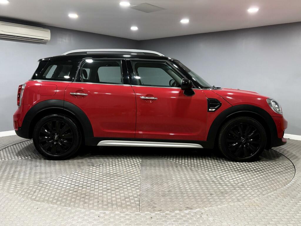 Mini Countryman 2.0 Cooper D Suv Euro 6 Ss 150 Red #2