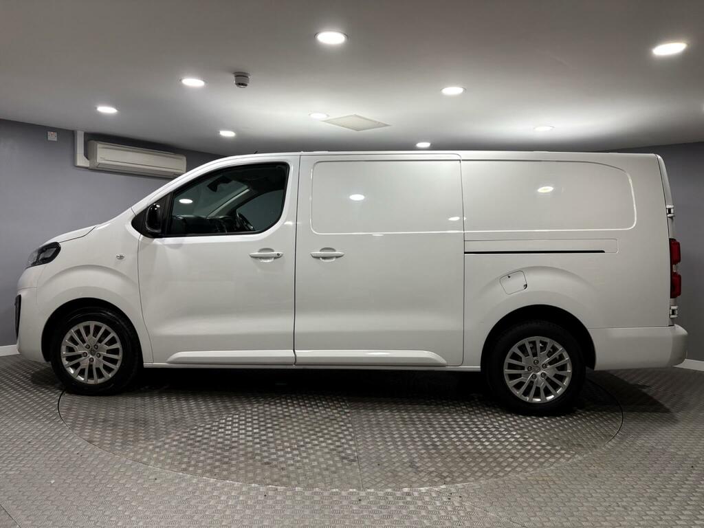 Vauxhall Vivaro 2.0 Turbo D 3100 Pro L2 H1 Euro 6 6Dr White #6