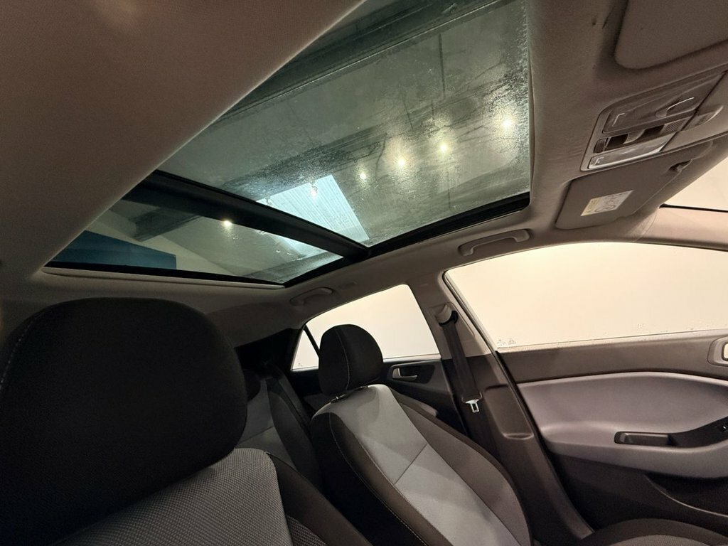 Hyundai I20 Hatchback Silver #11