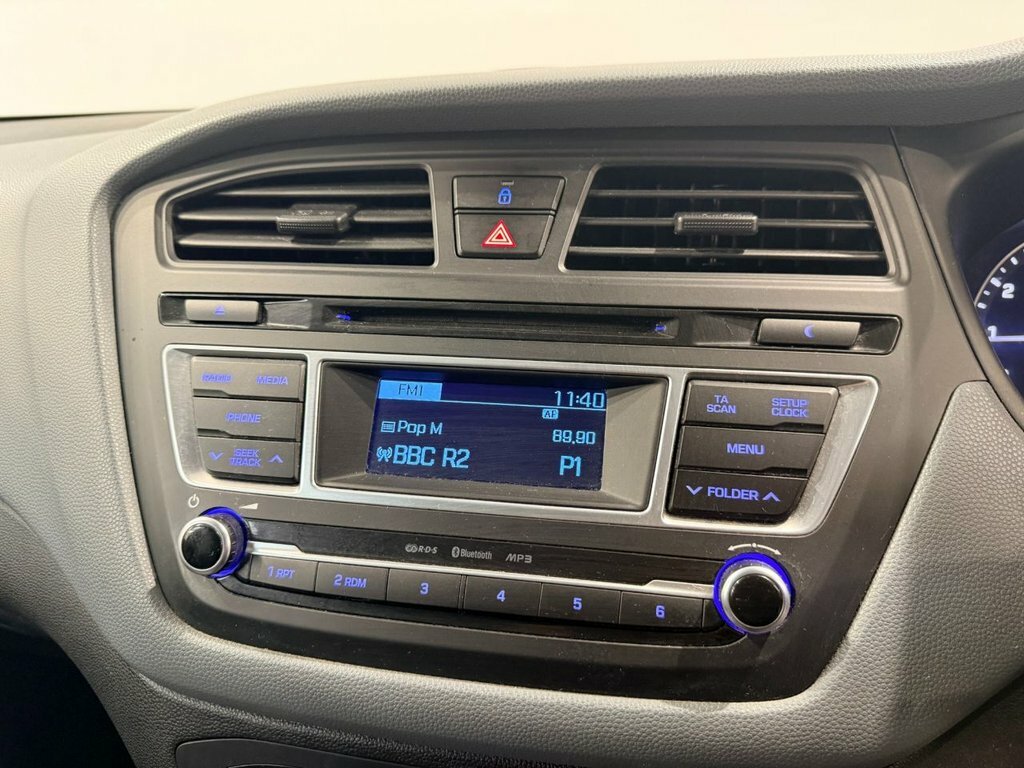 Hyundai I20 Hatchback Silver #14