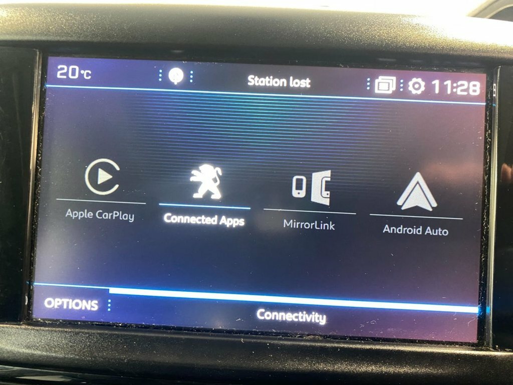 Peugeot 2008 Active Black #19