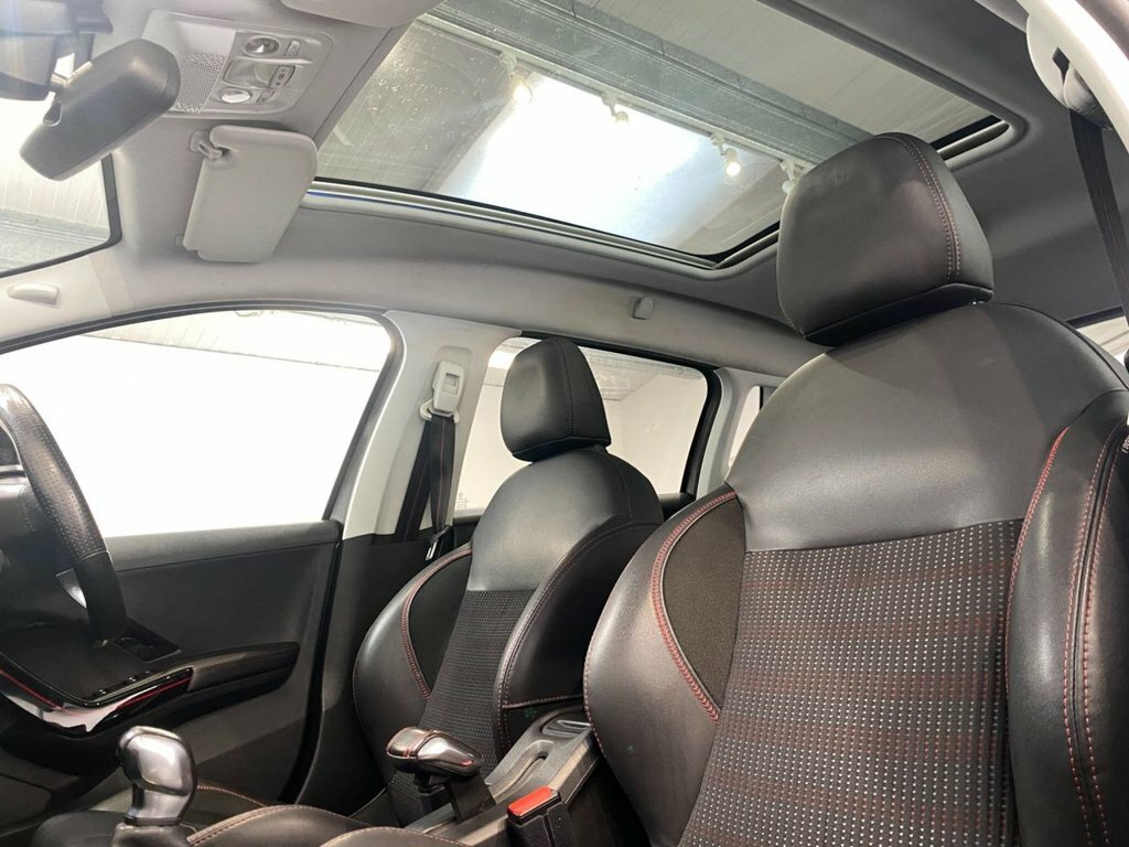 Peugeot 2008 Active Black #27