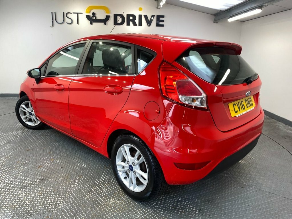 Ford Fiesta 1.3L Zetec Red #3