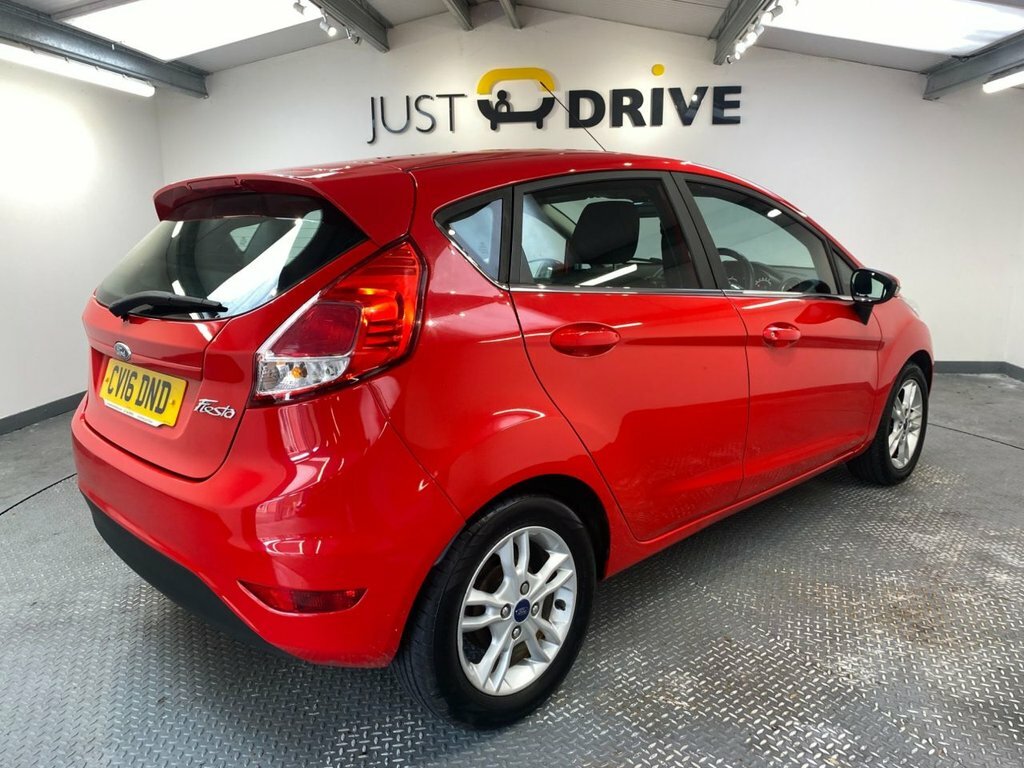 Ford Fiesta 1.3L Zetec Red #5