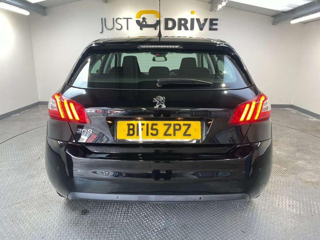 Peugeot 308 1.2L Active Black #4