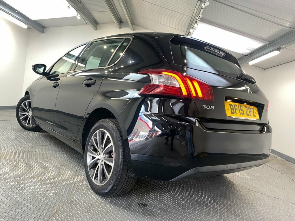 Peugeot 308 1.2 Puretech 130 Active Hatchback Black #30