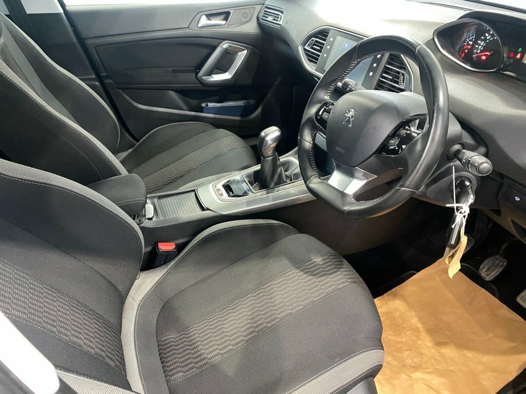Peugeot 308 1.2 Puretech 130 Active Hatchback Black #11