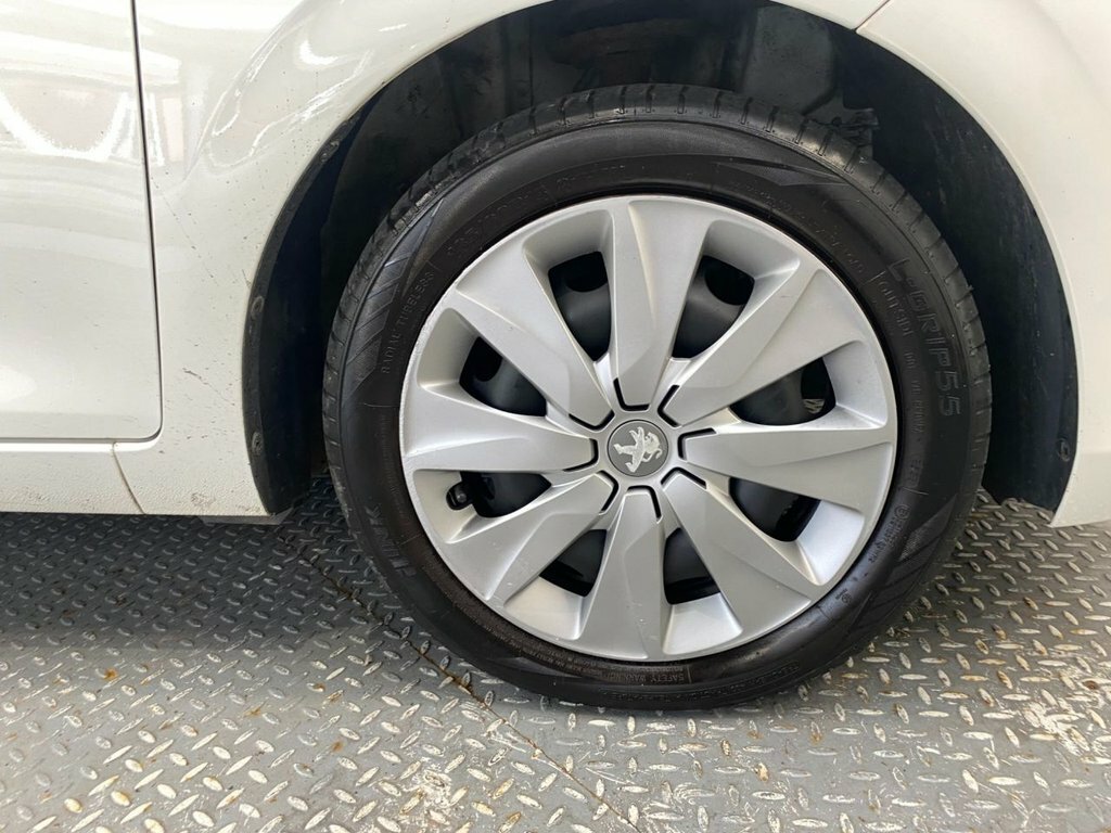 Peugeot 108 1.0 Vti Active Top White #10