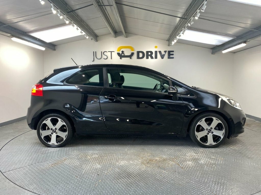 Kia RIO 1.4L 3 Black #6