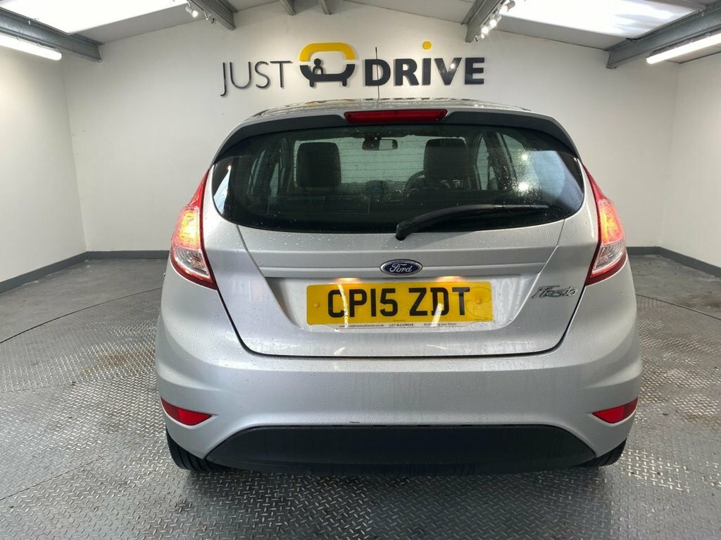 Ford Fiesta 1.3L Zetec Silver #4