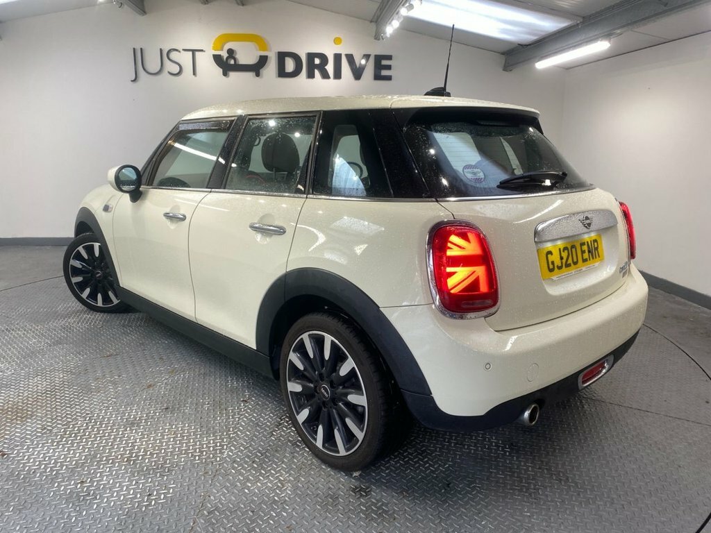 Mini Hatch 1.5L Cooper Exclusive White #3