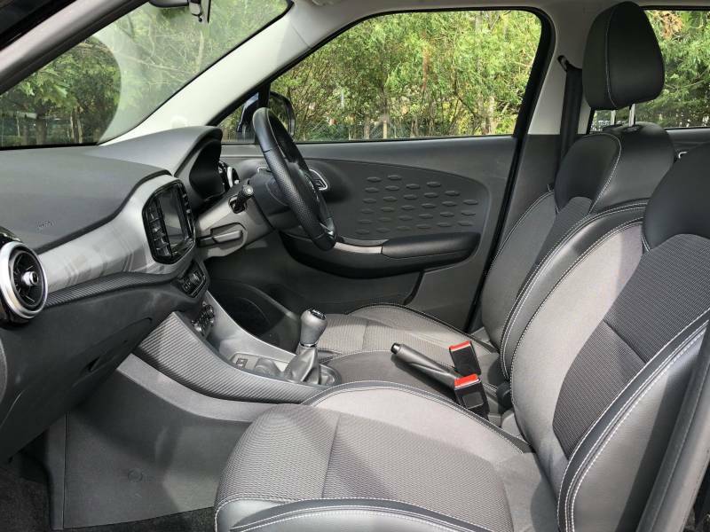 MG MG3 1.5 Vti-tech Exclusive Navigation - 2024 24 YG24XAL Black #2