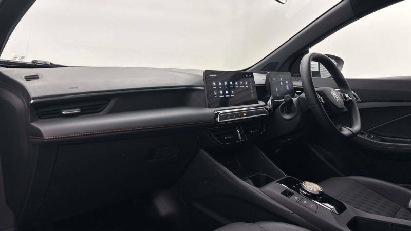 MG MG3 1.5 Hybrid Trophy White #3