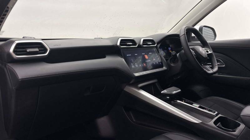 MG ZS 1.5 Hybrid Trophy White #4