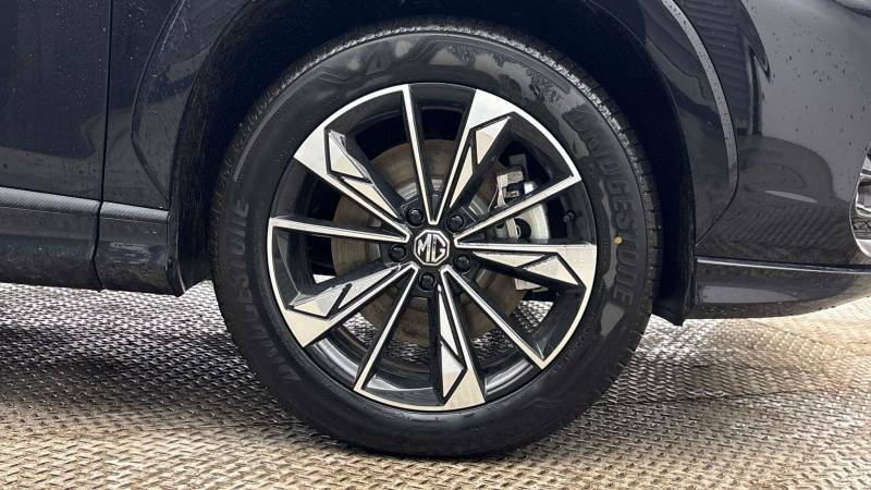 MG HS 1.5 T-gdi Hybrid Trophy Black #6