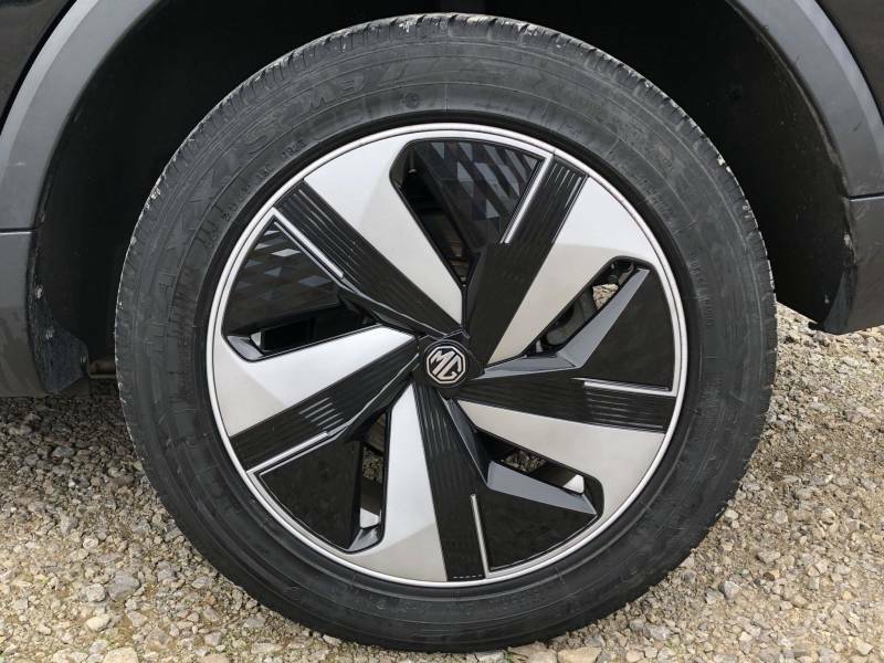 MG ZS 130Kw Trophy Connect Ev 51Kwh Black #6