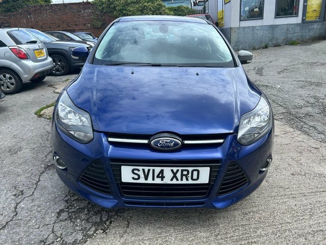 Ford Focus 1.0T Ecoboost Titanium Navigator Euro 5 S S Blue #2