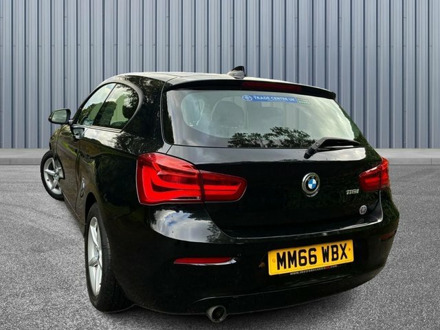 BMW 1 Series 1.5 118I Se Euro 6 Ss Black #4