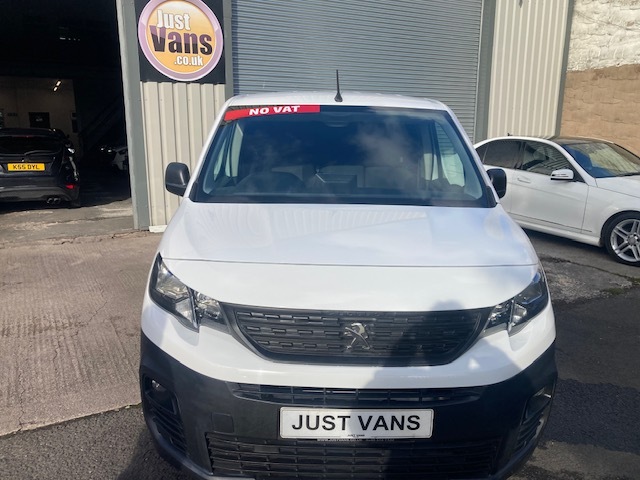 Peugeot Partner Mpv White #2