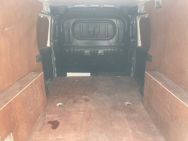Fiat Doblo Mpv White #5