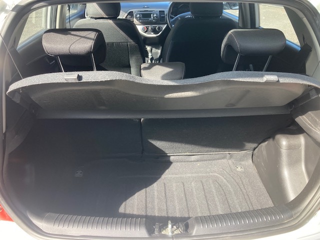 Kia Picanto 1.0 1 White #4