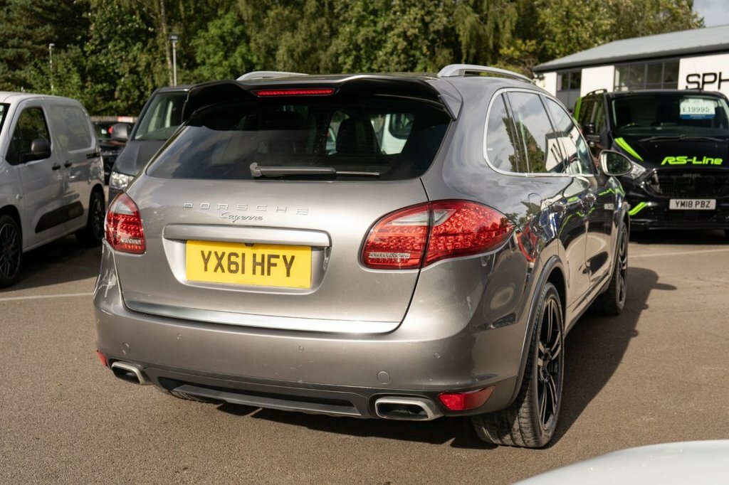 Porsche Cayenne 2011 3.0 D V6 Tiptronic 4Wd White #41