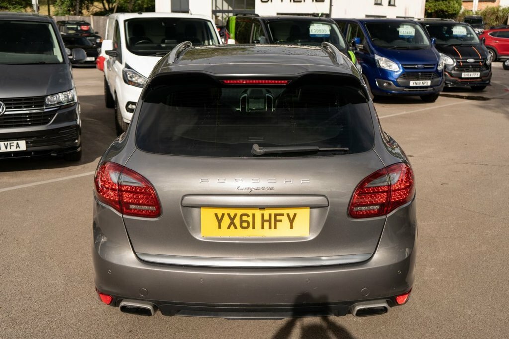 Porsche Cayenne 2011 3.0 D V6 Tiptronic 4Wd White #39