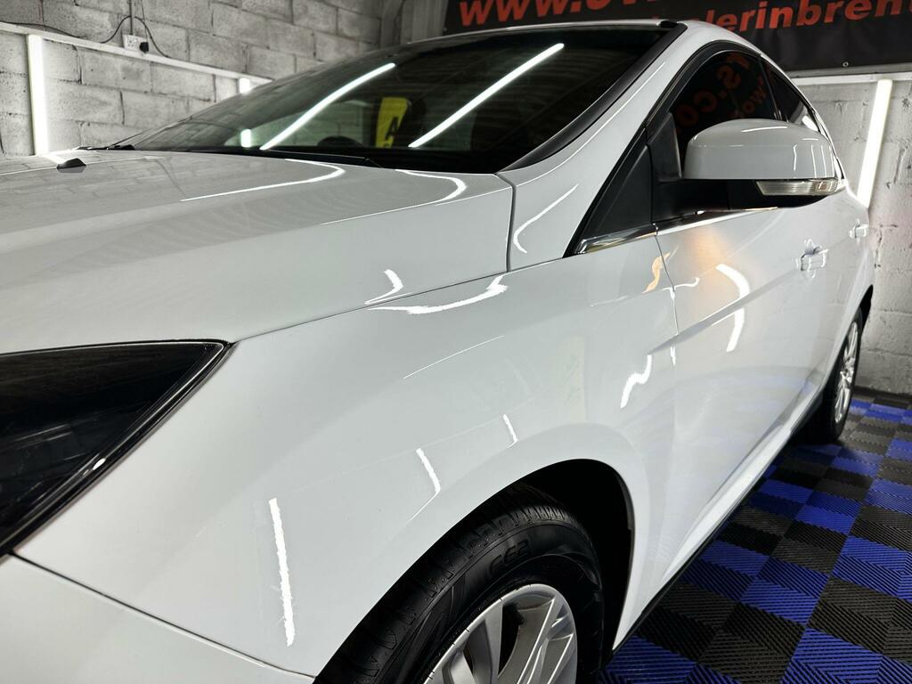 Ford Focus 1.6T Ecoboost Titanium Navigator Euro 5 Ss White #6