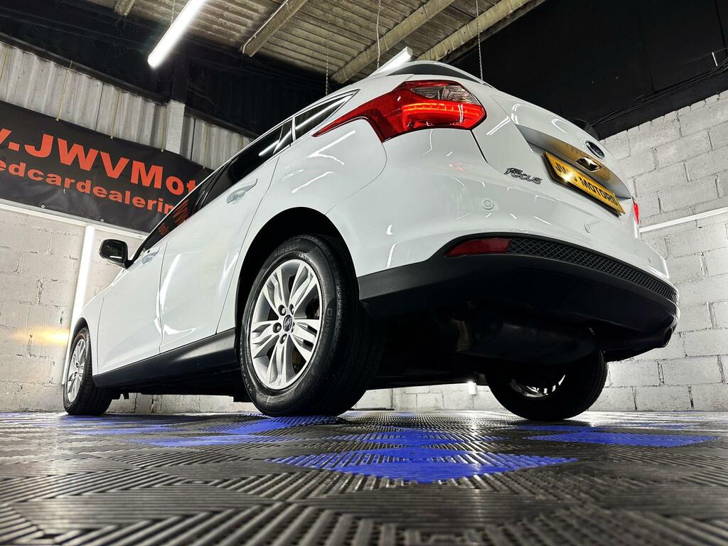 Ford Focus 1.6 Tdci Titanium Navigator White #46
