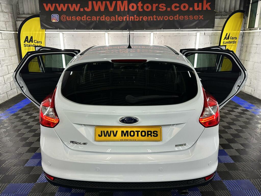 Ford Focus 1.6 Tdci Titanium Navigator White #31