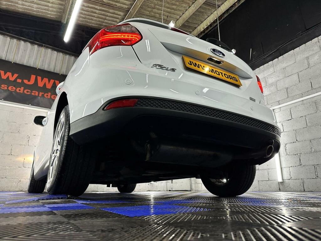Ford Focus 1.6 Tdci Titanium Navigator White #47