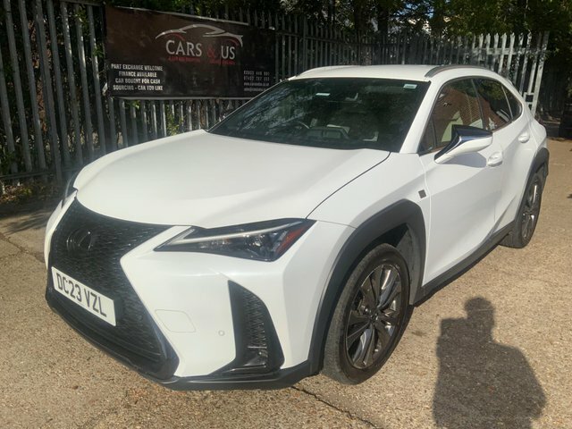 Lexus UX 250H F Sport Design White