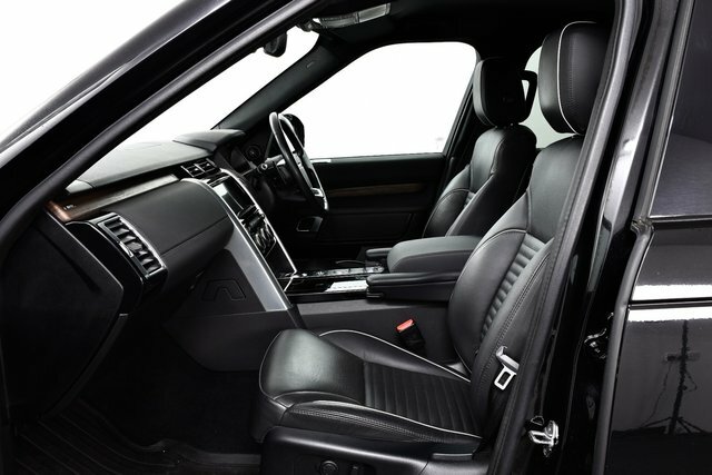 Land Rover Discovery Automatic Black #2