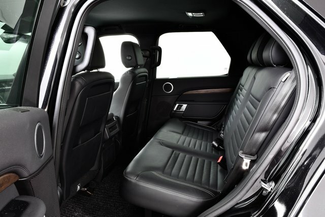 Land Rover Discovery Automatic Black #4