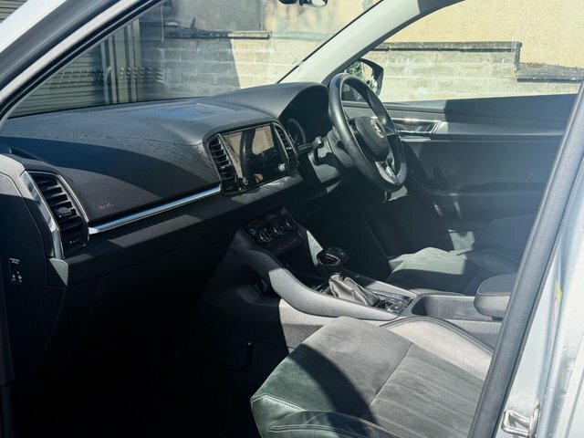 Skoda Karoq Tsi Se Technology White #2