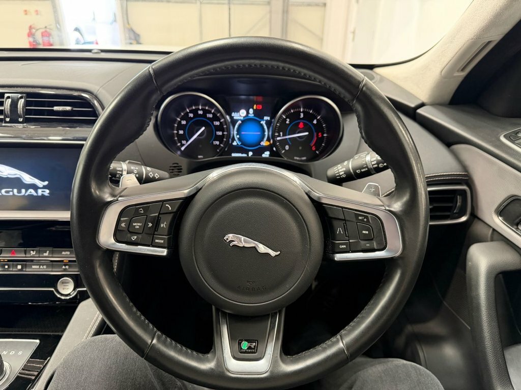 Jaguar F-Pace F-pace Portfolio Awd Black #7
