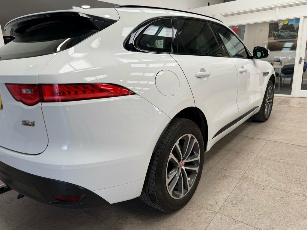 Jaguar F-Pace F-pace Portfolio Awd Black #28