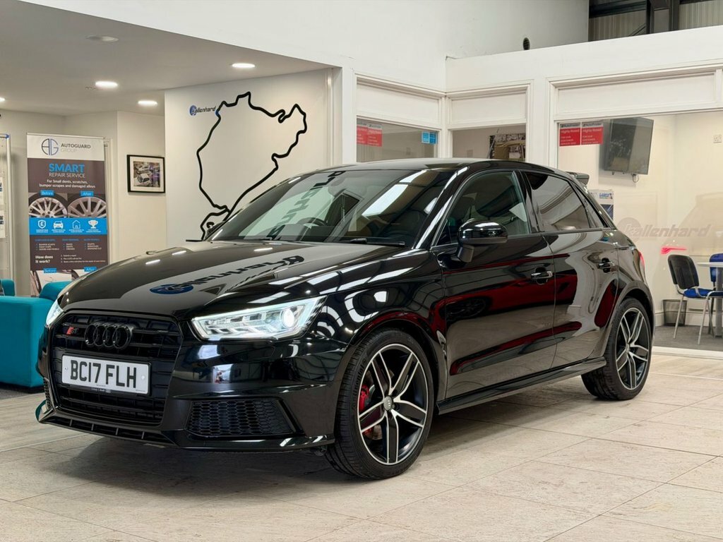 Audi S1 2L Competition Black #4