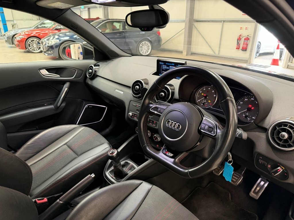 Audi S1 2L Competition Black #2