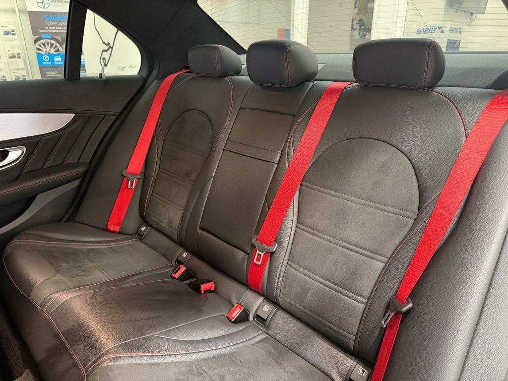 Mercedes-Benz C Class 3L Amg Black #6