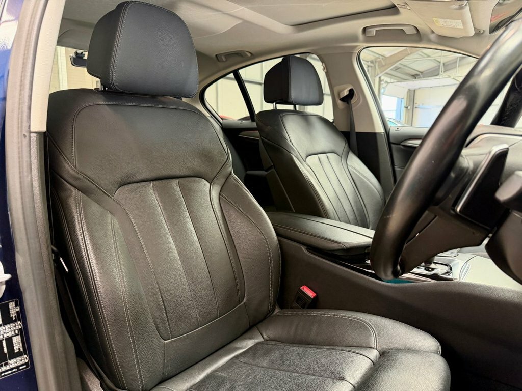 BMW 5 Series 2L Se Blue #2