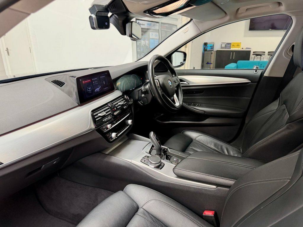 BMW 5 Series White #13