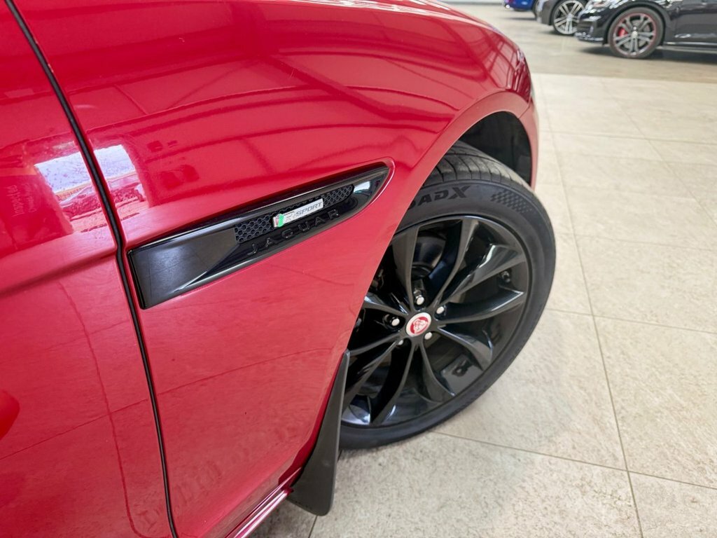 Jaguar XF 2L R-sport Red #3