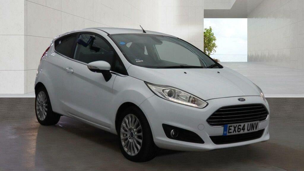Ford Fiesta 1.0 Ecoboost Titanium Black #1