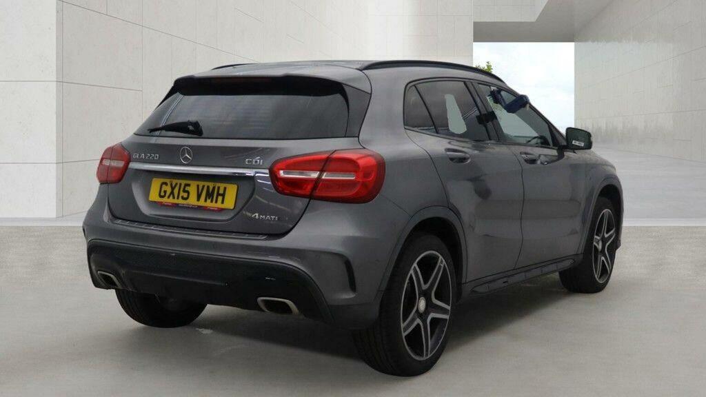 Mercedes-Benz GLA Class 2.1 Gla220d Amg Line Premium Plus 7G-dct 4Matic Grey #4